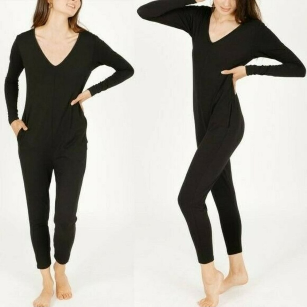 Smash + Tess Friday Romper Black V-Neck Long Sleeve One Piece Size Small - Picture 1 of 16